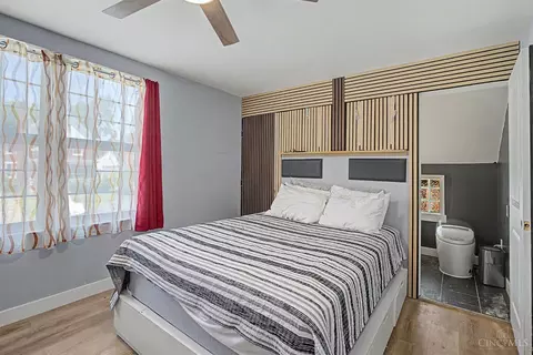 Bedroom - 2855 Shaffer Ave, Cincinnati, OH 45211 photo 2 of 4