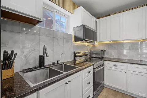 Kitchen - 2855 Shaffer Ave, Cincinnati, OH 45211 photo 4 of 4