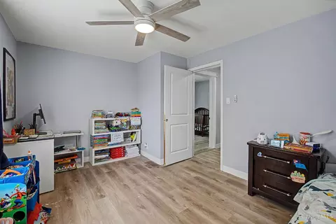 Bedroom - 2855 Shaffer Ave, Cincinnati, OH 45211 photo 4 of 4