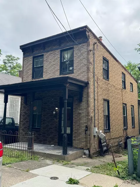 3918 Tappan Ave, Cincinnati, OH 45223