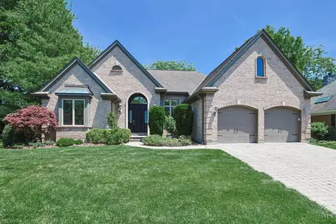 35 Frick Ct, Glendale, OH 45246