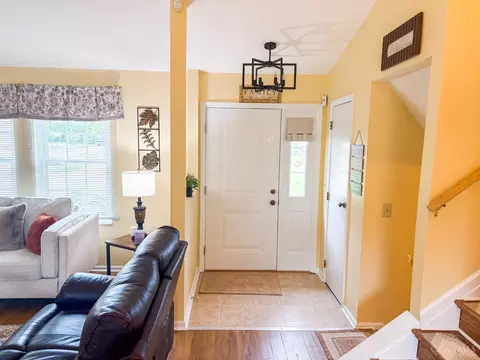 Entry Way - 3850 Hanover Dr, Mason, OH 45040 photo 1 of 2