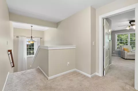 Entry Way - 538 Lang Rd, Cincinnati, OH 45244 photo 2 of 3
