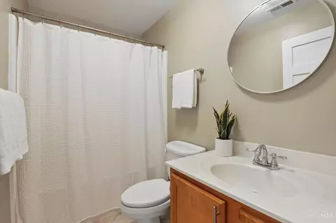 Bath - 538 Lang Rd, Cincinnati, OH 45244 photo 6 of 6