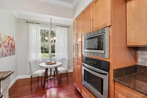 Kitchen - 538 Lang Rd, Cincinnati, OH 45244 photo 4 of 5