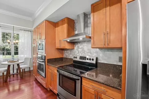 Kitchen - 538 Lang Rd, Cincinnati, OH 45244 photo 3 of 5