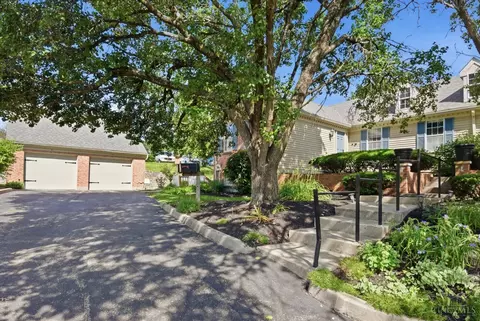 6 Devon Ct, Fairfield, OH 45014