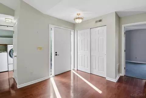 Entry Way - 6 Devon Ct, Fairfield, OH 45014 photo 1 of 1