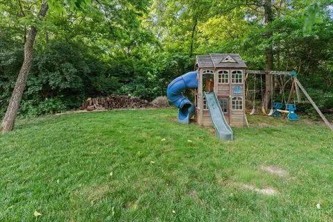 Exterior - 4615 Stablehand Dr, Batavia, OH 45103 photo 5 of 7