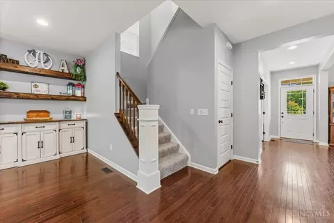 Entry Way - 4615 Stablehand Dr, Batavia, OH 45103 photo 1 of 4