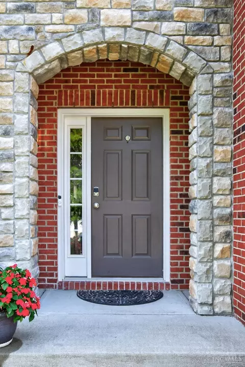 Entry Way - 4619 Plummer Pl, Mason, OH 45040 photo 1 of 6