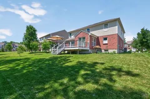 Exterior - 4619 Plummer Pl, Mason, OH 45040 photo 4 of 10
