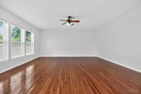 Living - 4619 Plummer Pl, Mason, OH 45040 photo 2 of 3