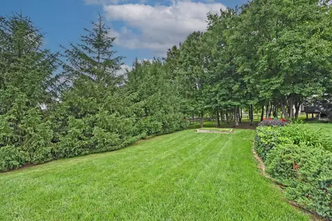 Exterior - 833 Linden Crk, Morrow, OH 45152 photo 11 of 16