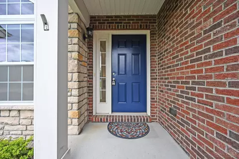 Entry Way - 833 Linden Crk, Morrow, OH 45152 photo 1 of 4