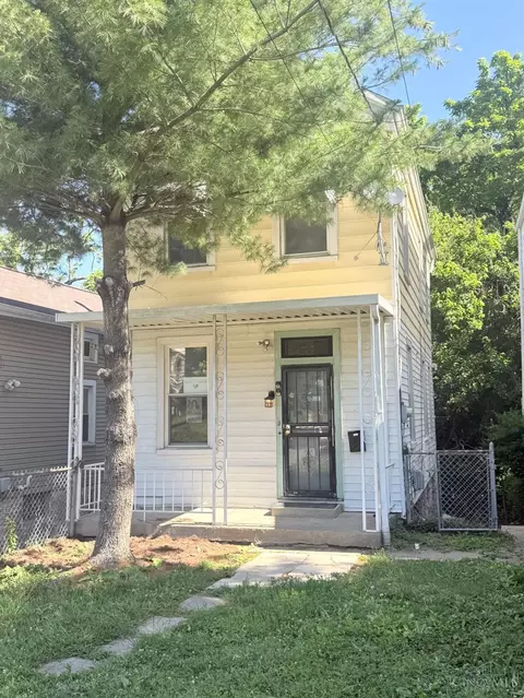 718 Greenwood Ave, Cincinnati, OH 45229