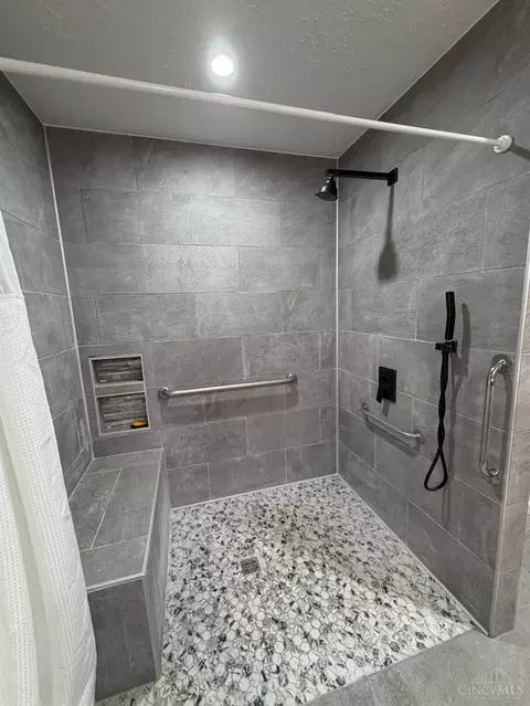 Bath - 2647 Germany Rd, Beaver, OH 45613 photo 3 of 3