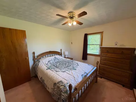Bedroom - 2647 Germany Rd, Beaver, OH 45613 photo 4 of 6