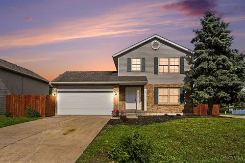 596 Pine Hill Pl, Trenton, OH 45067
