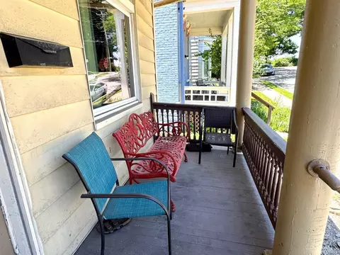 Exterior - 461 Warner St, Cincinnati, OH 45219 photo 4 of 6