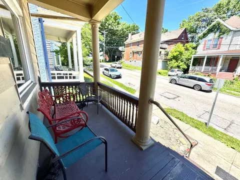 Exterior - 461 Warner St, Cincinnati, OH 45219 photo 3 of 6