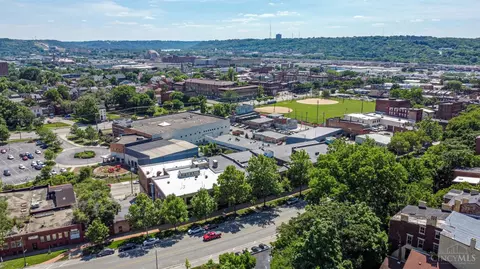 View/Area - 404 Mohawk St, Cincinnati, OH 45214 photo 4 of 5