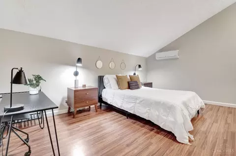 Bedroom - 404 Mohawk St, Cincinnati, OH 45214 photo 6 of 6