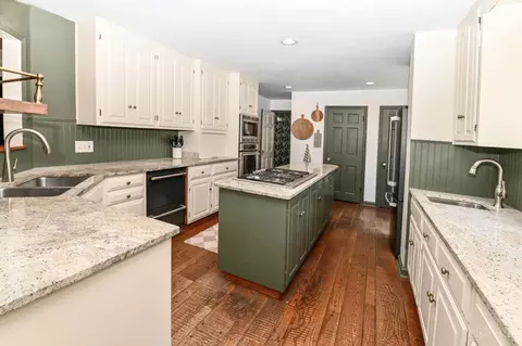 Kitchen - 3421 Custer Ave, Cincinnati, OH 45208 photo 1 of 4