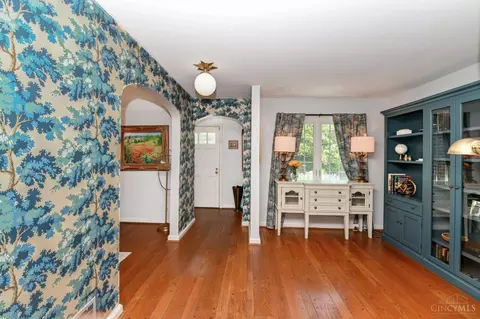 Entry Way - 3421 Custer Ave, Cincinnati, OH 45208 photo 1 of 5