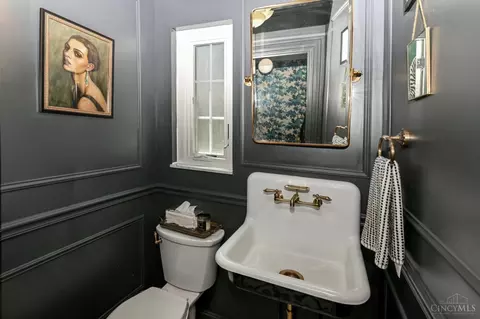 Bath - 3421 Custer Ave, Cincinnati, OH 45208 photo 1 of 5