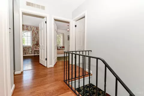 Entry Way - 3421 Custer Ave, Cincinnati, OH 45208 photo 5 of 5