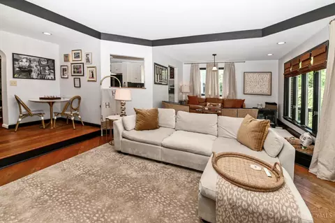 Living - 3421 Custer Ave, Cincinnati, OH 45208 photo 7 of 9