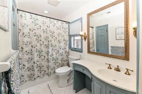 Bath - 3421 Custer Ave, Cincinnati, OH 45208 photo 4 of 5