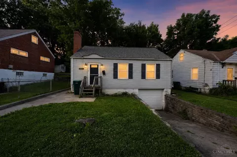 Exterior - 1723 Ashbrook Dr, Cincinnati, OH 45238 photo 4 of 8