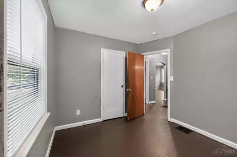 Other - 1723 Ashbrook Dr, Cincinnati, OH 45238 photo 6 of 10