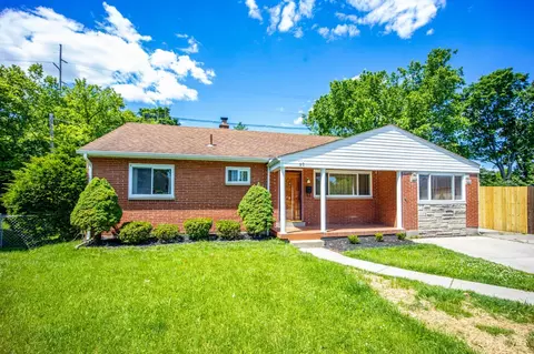 Exterior - 60 Beverly Ct, Hamilton, OH 45013 photo 4 of 9