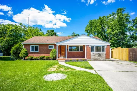 60 Beverly Ct, Hamilton, OH 45013