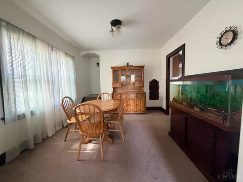 Dining - 6848 Windward St, Cincinnati, OH 45227 photo 1 of 1