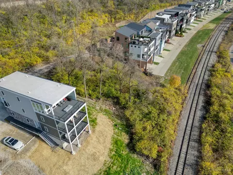 2851 Hoff Ave, Cincinnati, OH 45226 photo 5
