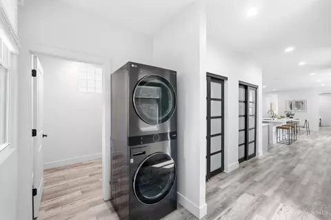 Other - 951 Parkside Pl, Cincinnati, OH 45202 photo 7 of 11
