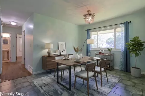 Dining - 810 Cloverview Ave, Cincinnati, OH 45231 photo 1 of 1