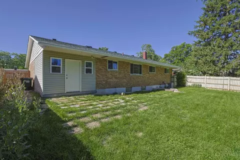 Exterior - 810 Cloverview Ave, Cincinnati, OH 45231 photo 3 of 9