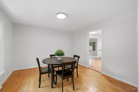 Dining - 2101 Berrypatch Dr, Cincinnati, OH 45244 photo 1 of 2