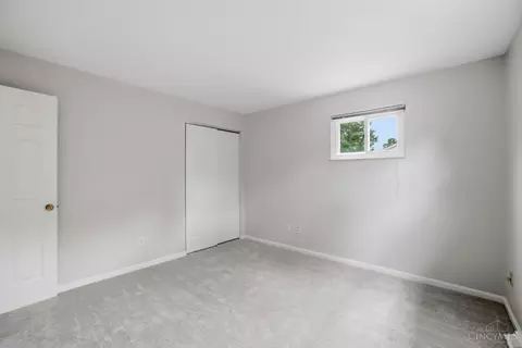 Bedroom - 2101 Berrypatch Dr, Cincinnati, OH 45244 photo 5 of 13