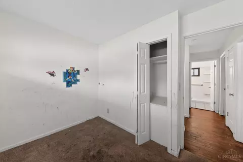 8868 Ebro Ct, Cincinnati, OH 45231 photo 9