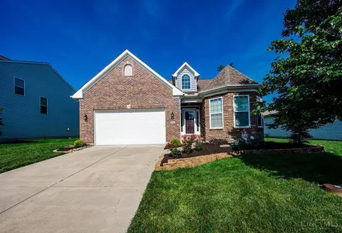 10125 Arnold Dr, Woodlawn, OH 45215