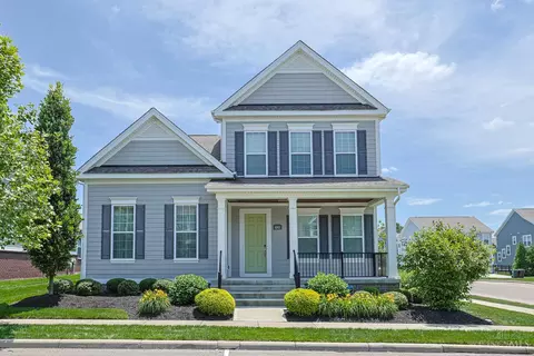 4143 Parkview Dr, Blue Ash, OH 45242