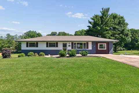 6056 Bardean Dr, West Chester, OH 45069