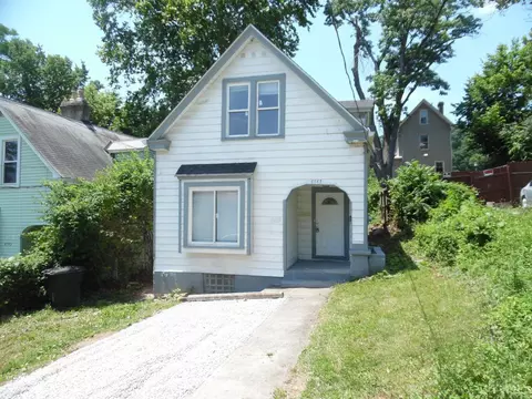 4747 Howard Ave, Cincinnati, OH 45223