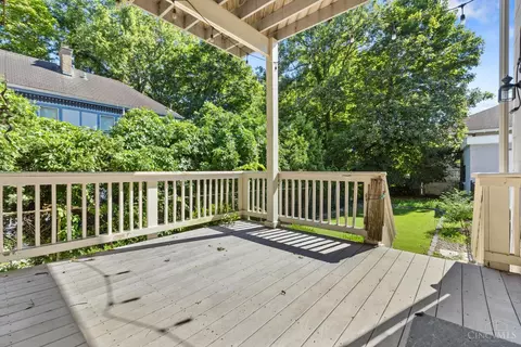 Exterior - 1 Moyer Pl, Cincinnati, OH 45208 photo 3 of 11